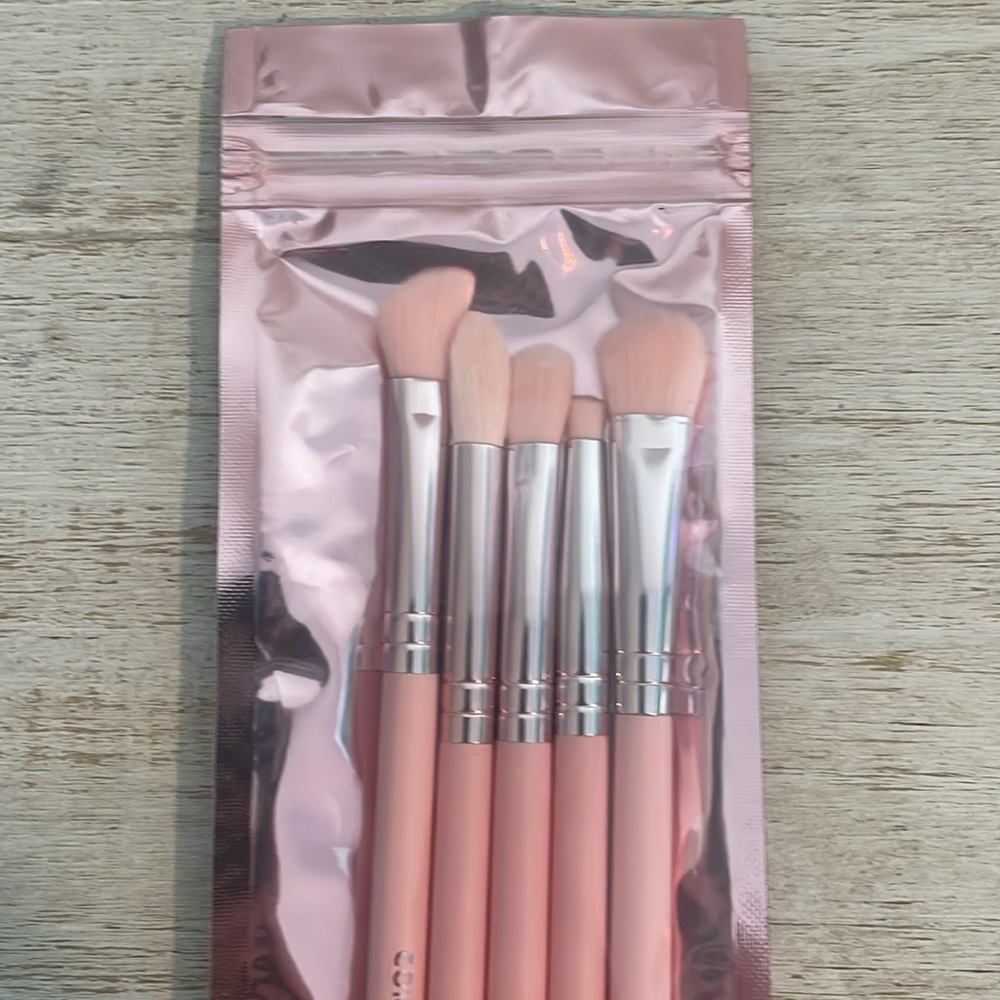 Pink Makeup Brush Set - Picture 4 of 4